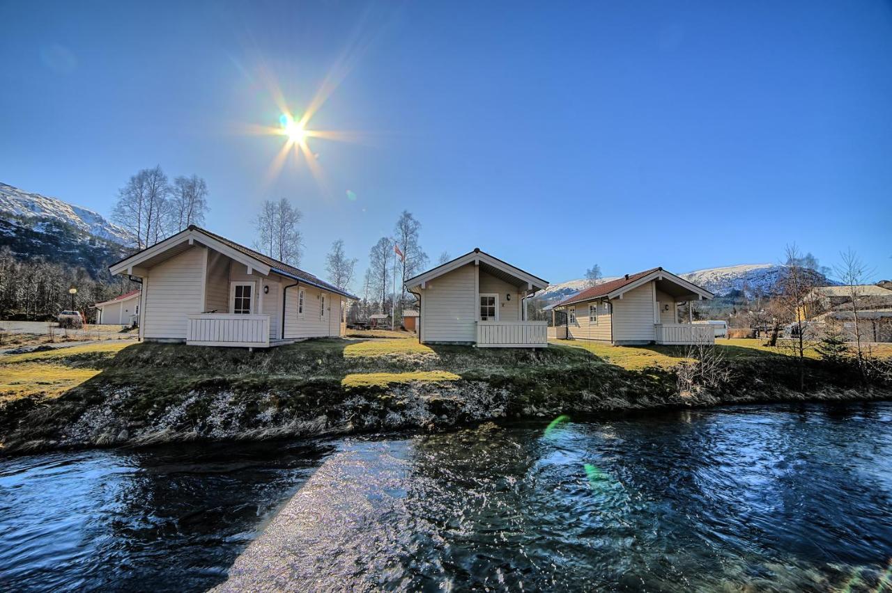 Jolstraholmen Camping Og Hytter Vassenden Luaran gambar