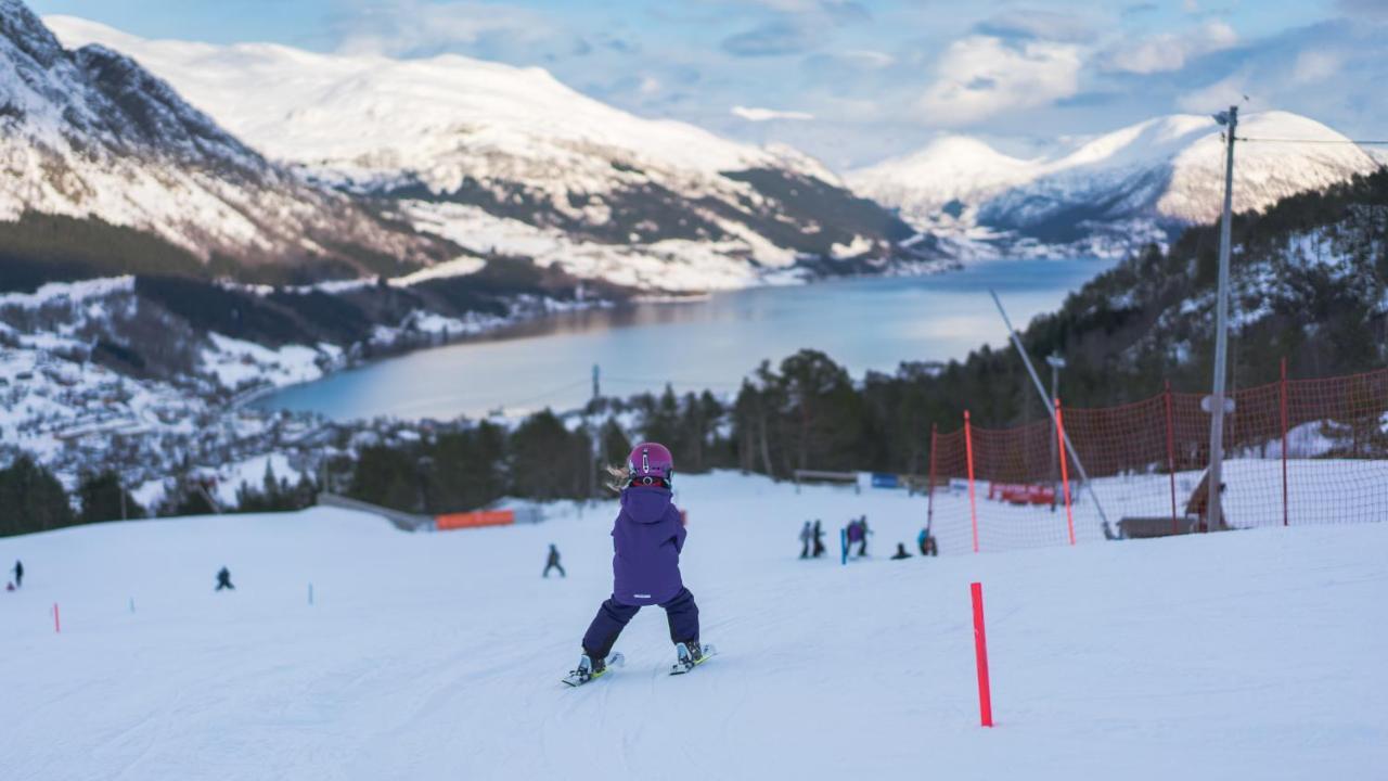 Jolstraholmen Camping Og Hytter Vassenden Luaran gambar