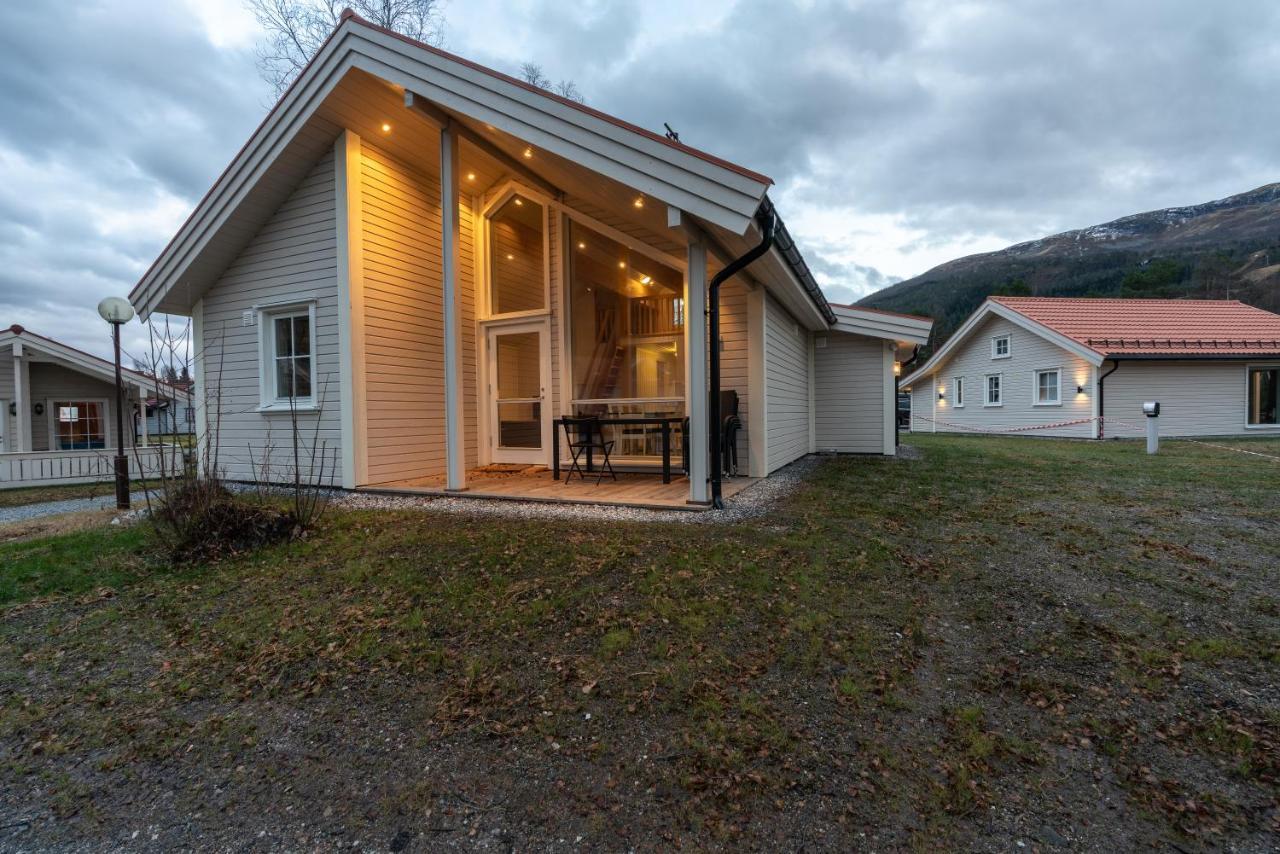Jolstraholmen Camping Og Hytter Vassenden Luaran gambar